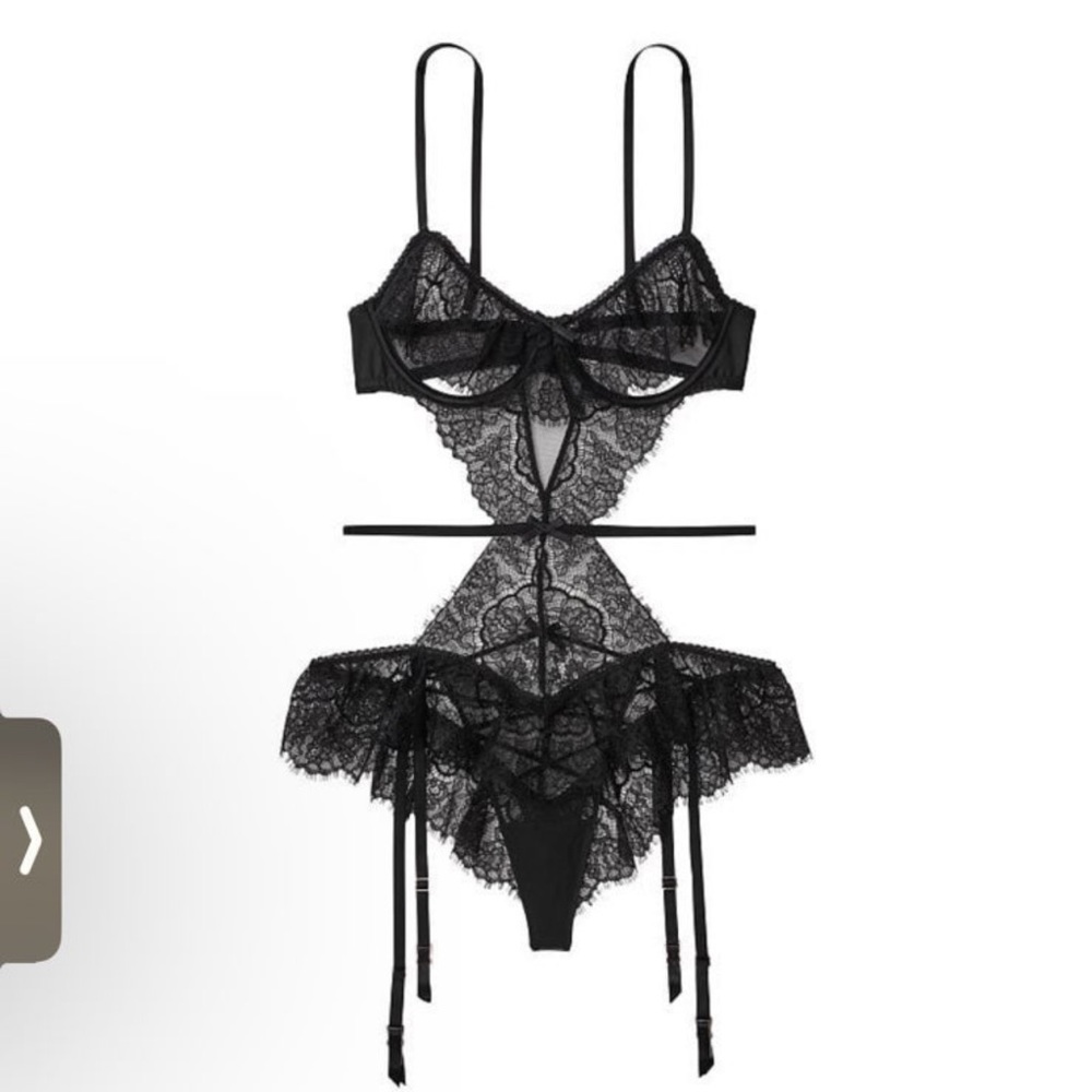 Victoria secret peek a boo teddy